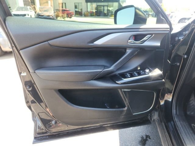 Used 2018 MAZDA CX-9 Touring w/ Touring Premium Package AWD/4WD image 13