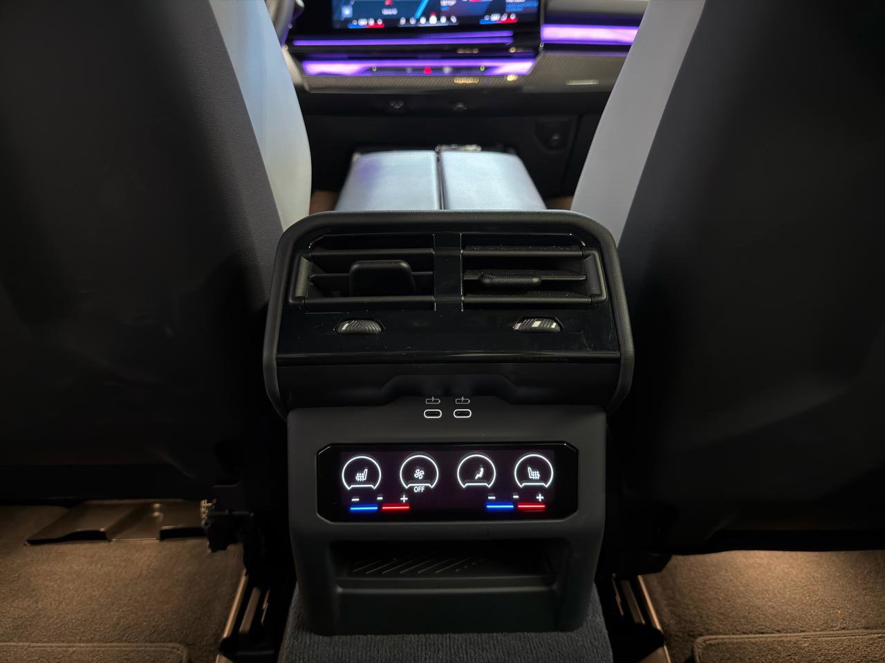 Used 2025 BMW M5 AWD/4WD image 24