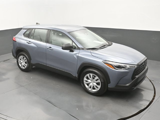 Used 2025 Toyota Corolla Cross L FWD image 28