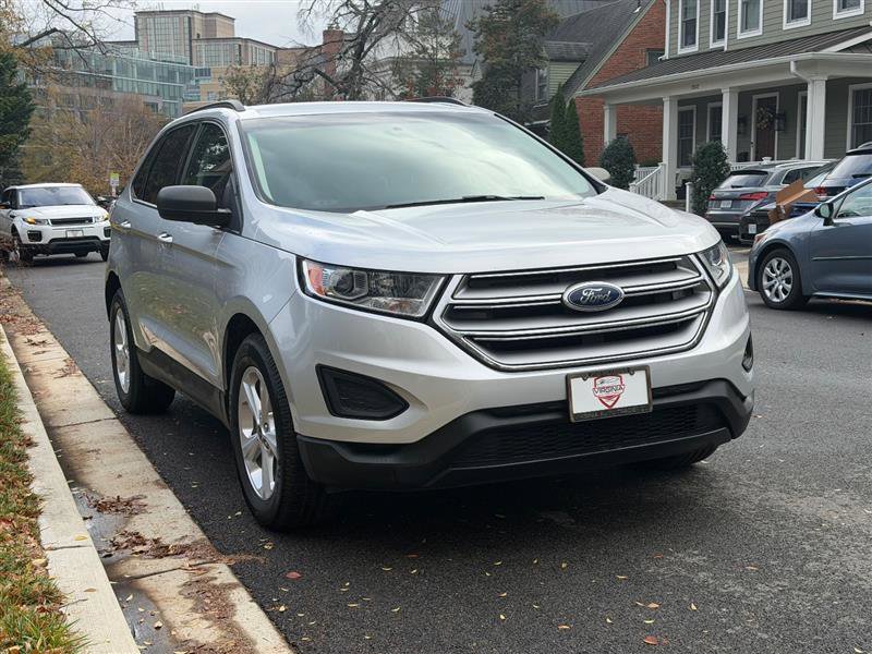 Used 2017 Ford Edge SE image 4