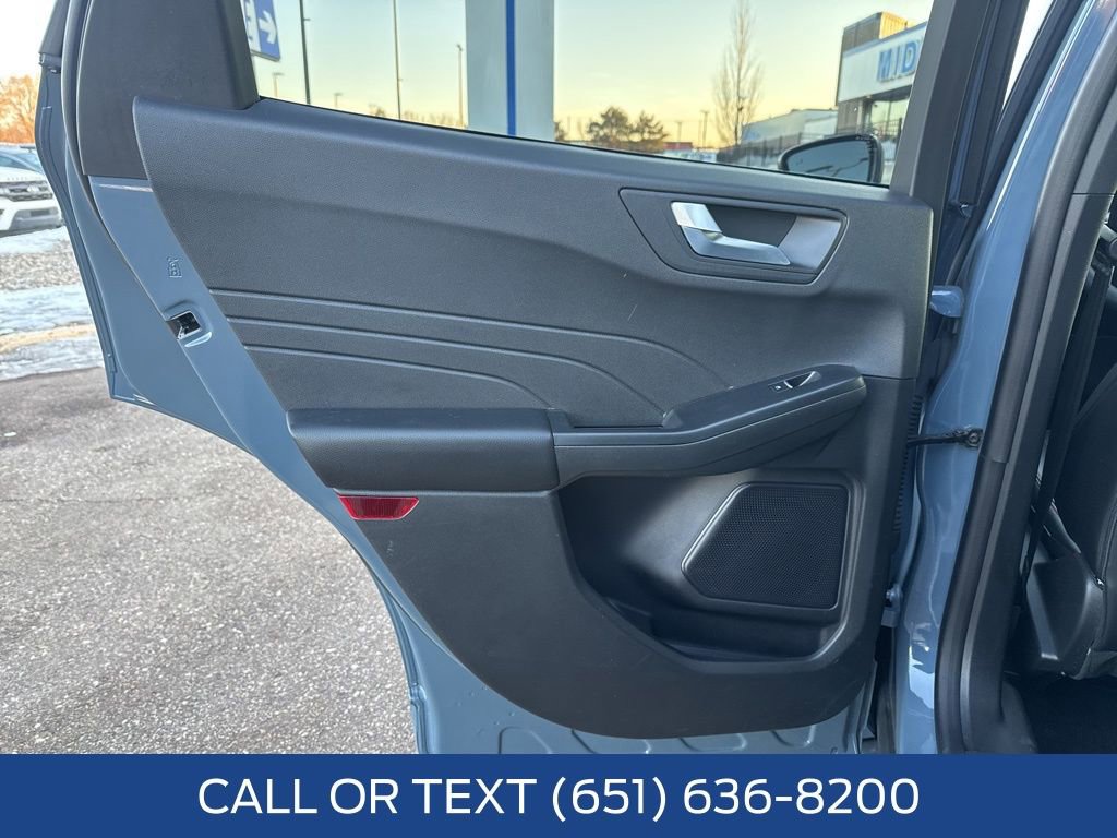 Used 2024 Ford Escape ST-Line w/ Tech Pack #1 image 33