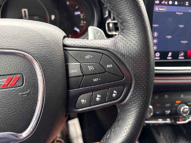 Used 2025 Dodge Durango R/T w/ Blacktop Package AWD/4WD image 12