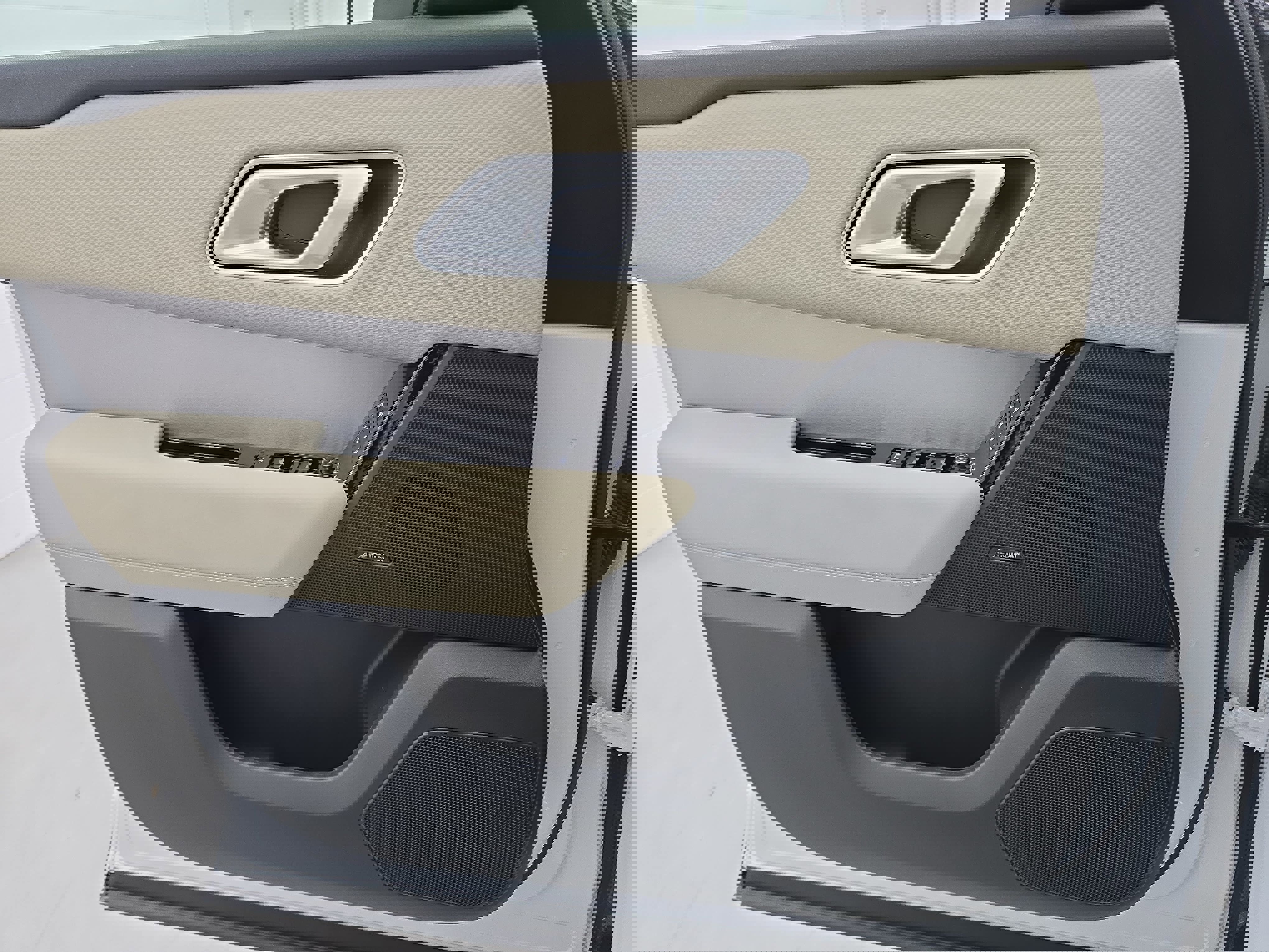 Used 2023 Land Rover Range Rover Velar R-Dynamic S image 27