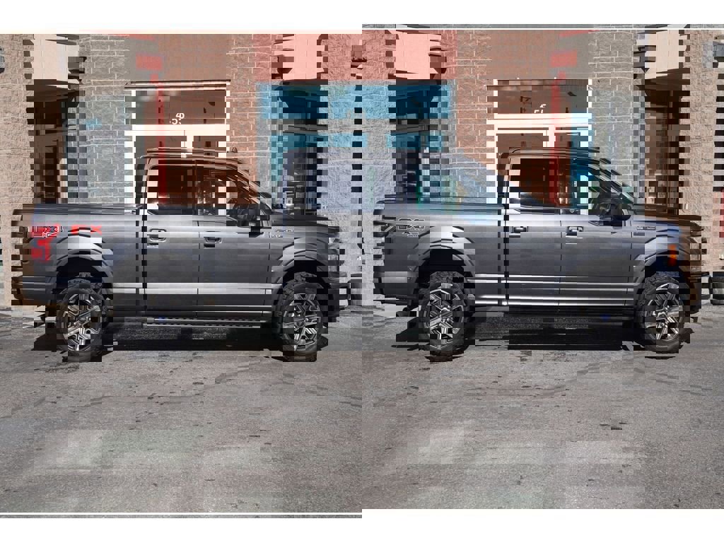 Used 2020 Ford F150 XLT w/ Equipment Group 302A Luxury image 6