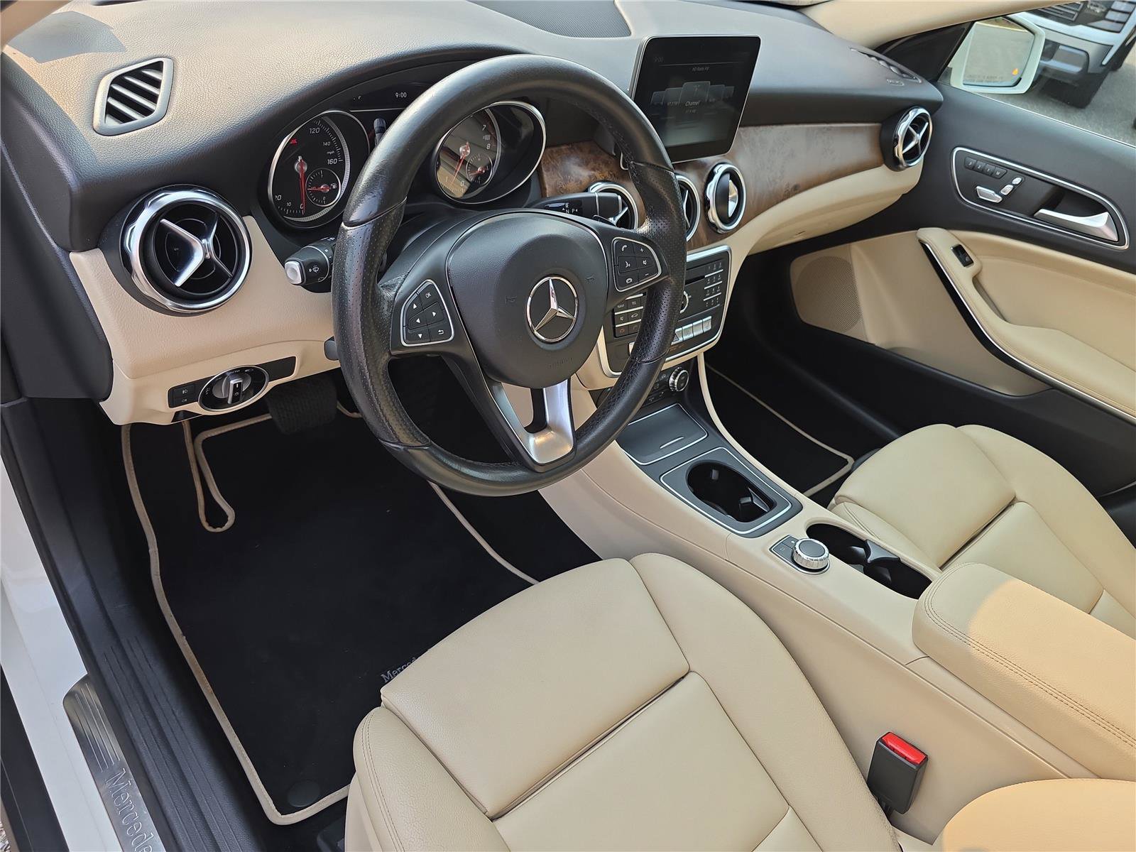 Used 2018 Mercedes-Benz GLA 250 image 14