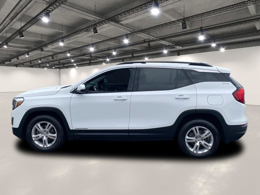 Used 2018 GMC Terrain SLE w/ Driver Convenience Package image 4