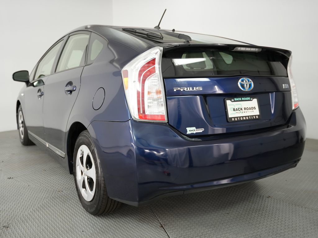 Used 2013 Toyota Prius Two FWD image 7