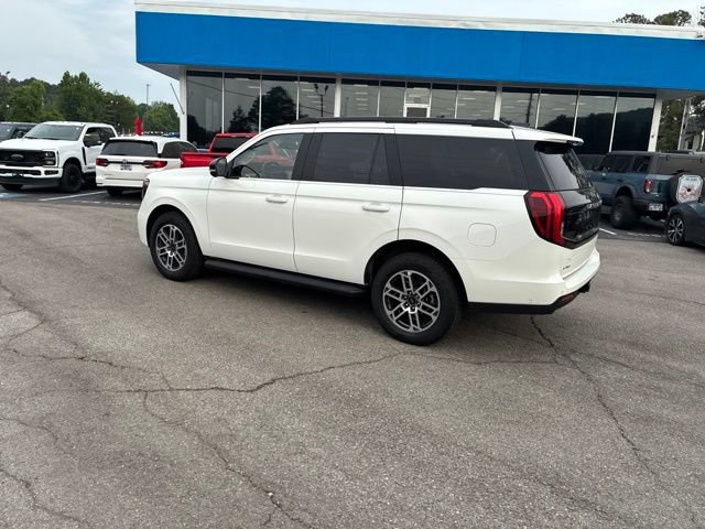 Used 2025 Ford Expedition Active AWD/4WD image 21