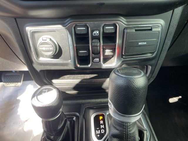 Used 2022 Jeep Wrangler Unlimited Sport image 16