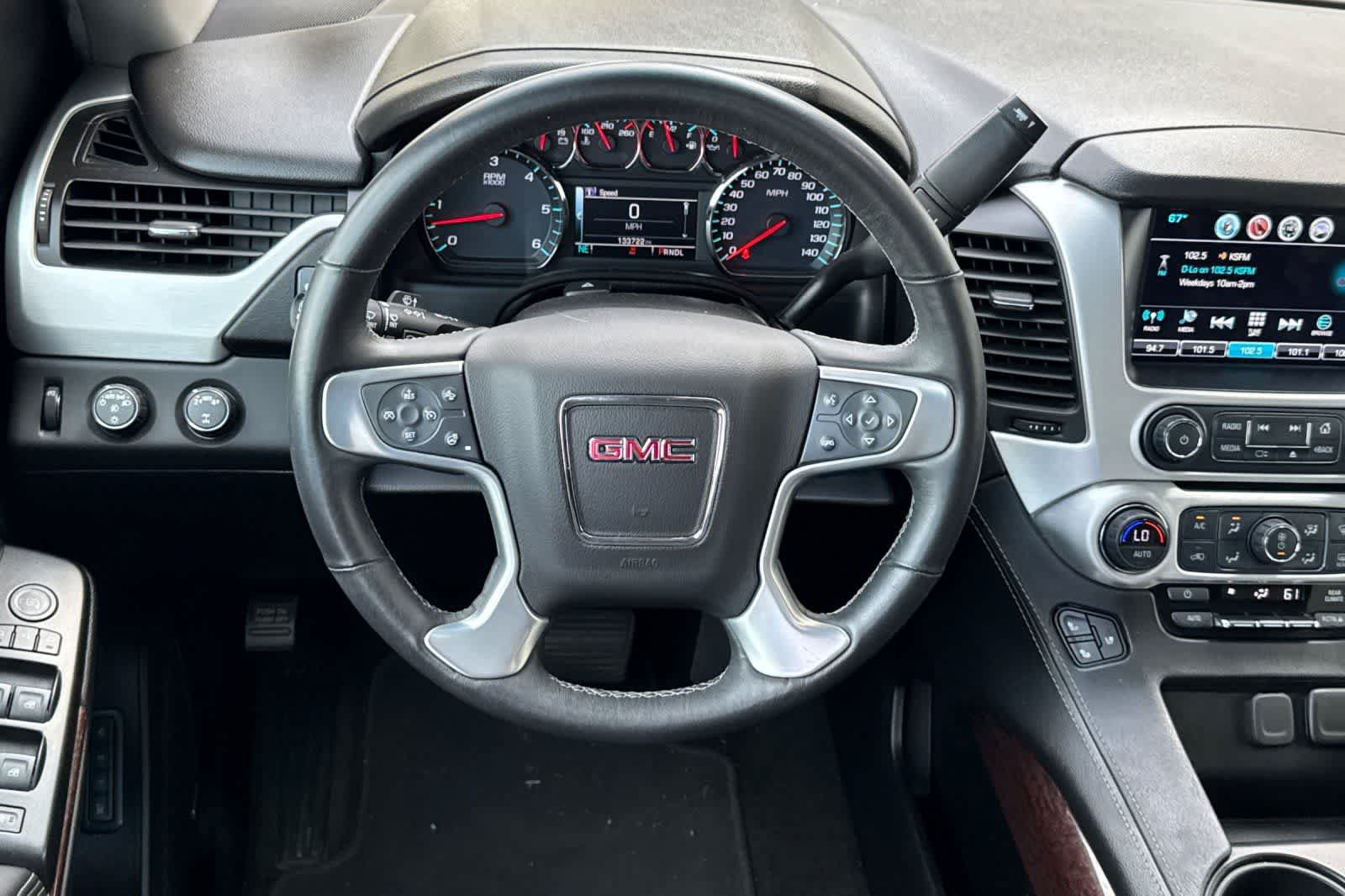 Used 2018 GMC Yukon SLT AWD/4WD image 14