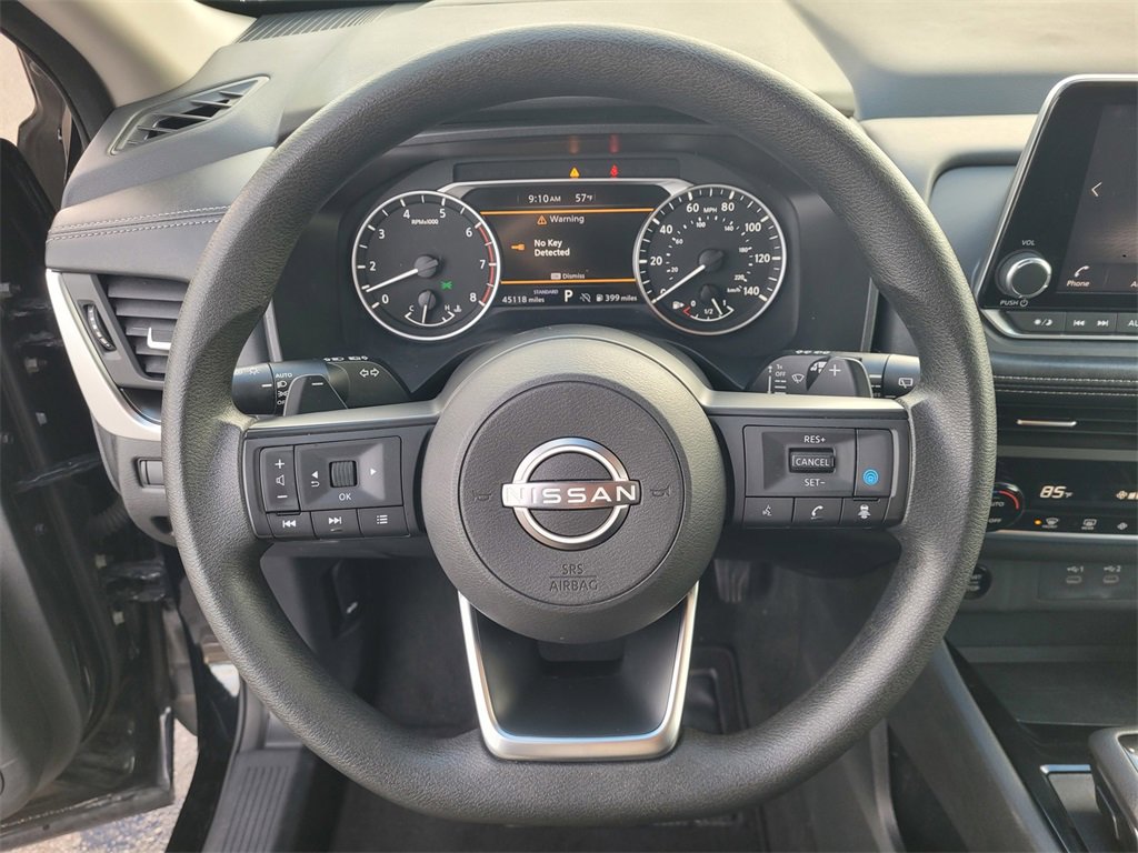 Used 2024 Nissan Rogue SV image 16