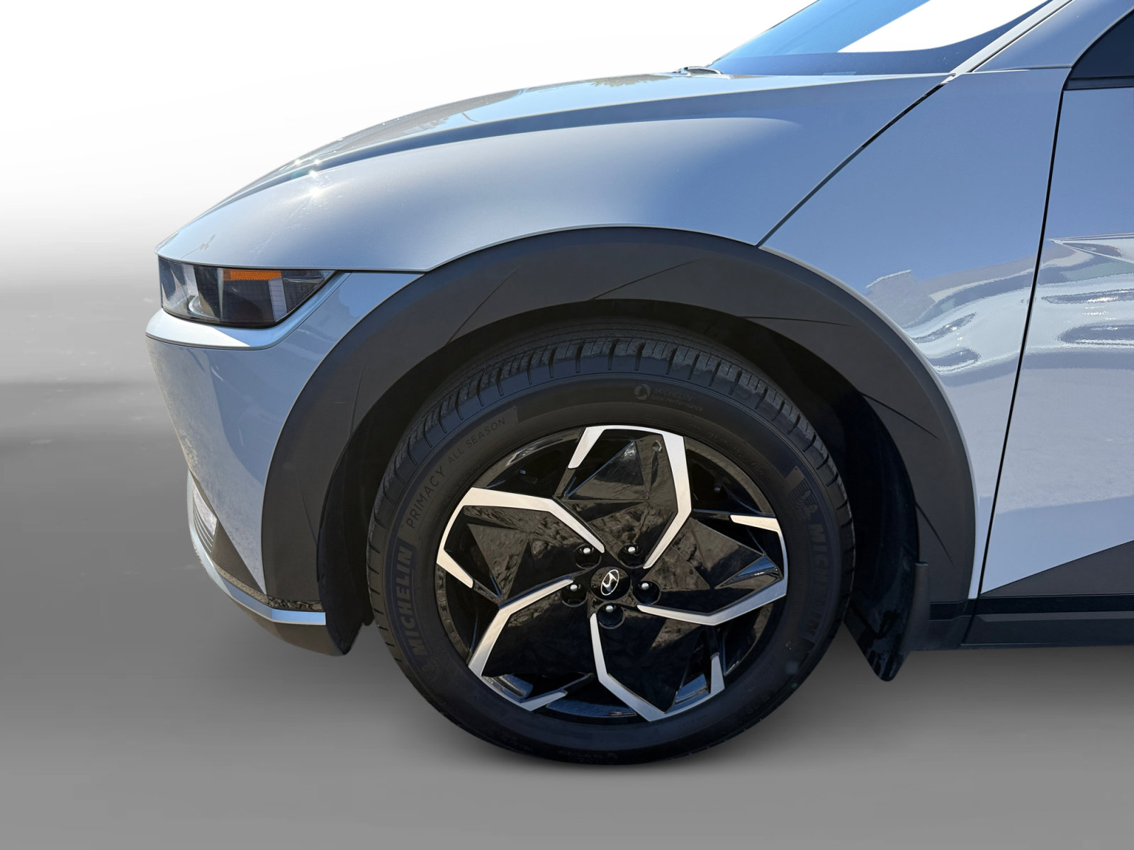 Certified 2024 Hyundai Ioniq 5 SEL RWD image 9