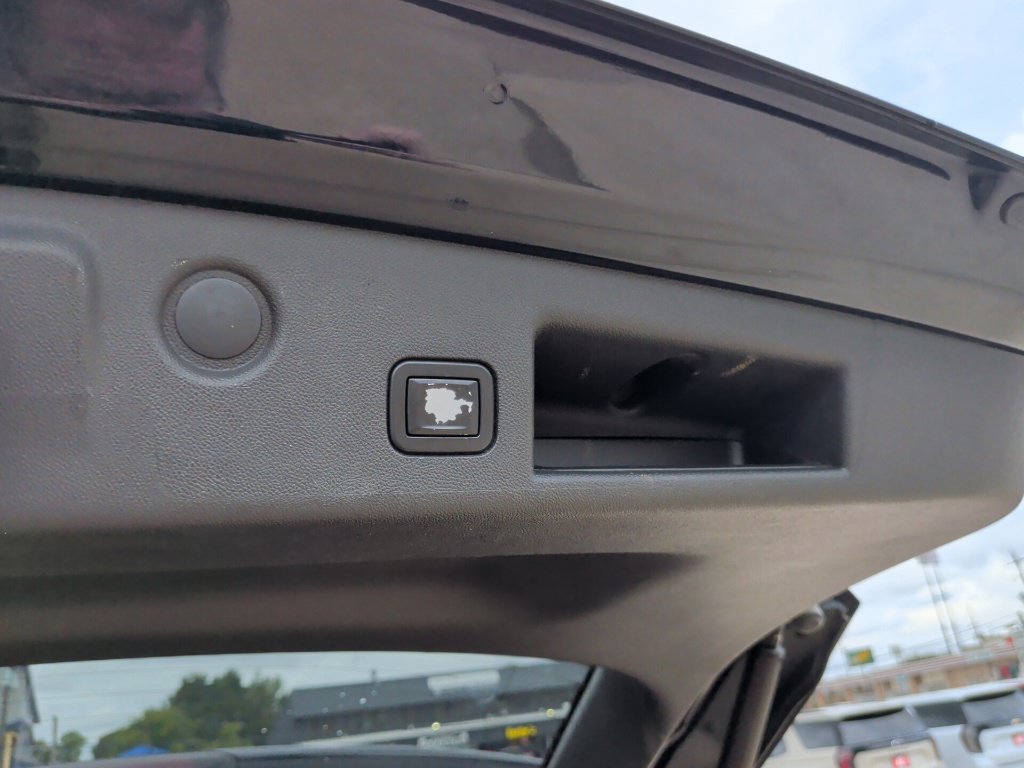 Used 2021 Chevrolet Equinox LT FWD image 38