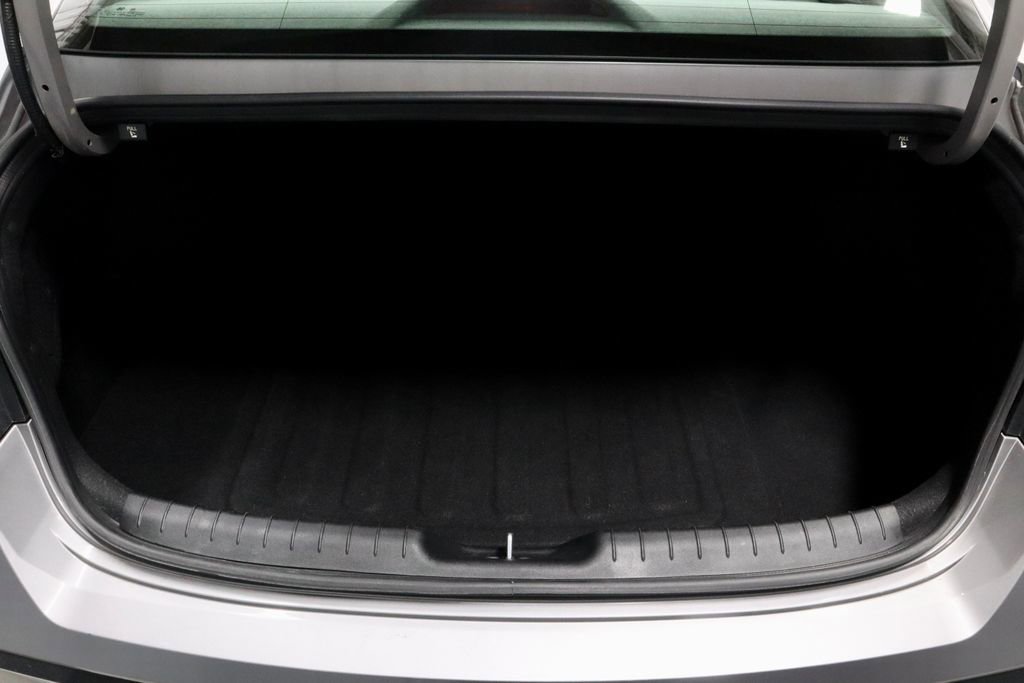Certified 2025 Hyundai Elantra SEL image 15