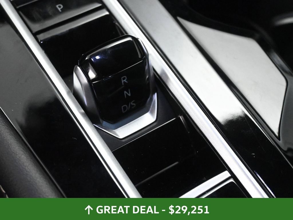 Used 2024 Volkswagen Atlas SE image 26