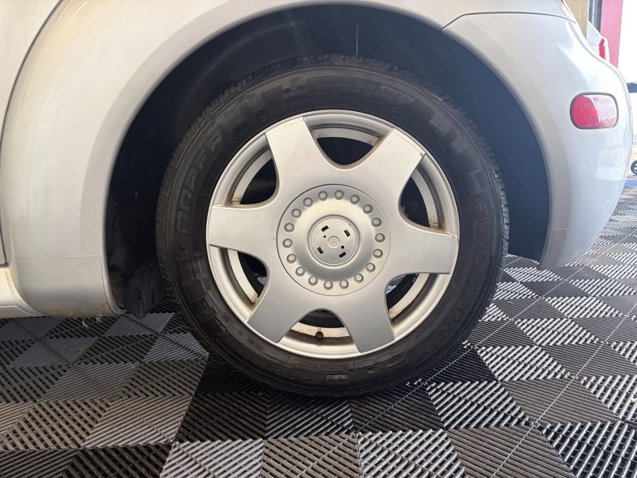 Used 2000 Volkswagen Beetle GLS FWD image 27