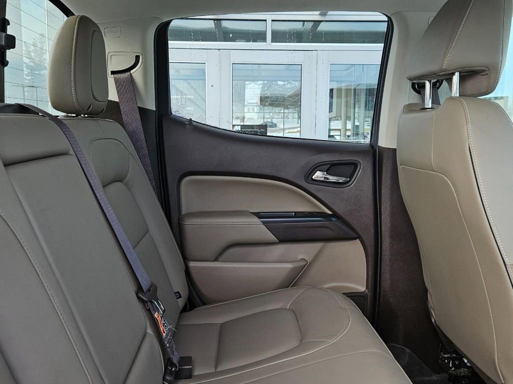 Used 2019 GMC Canyon SLT w/ Trailering Package image 9
