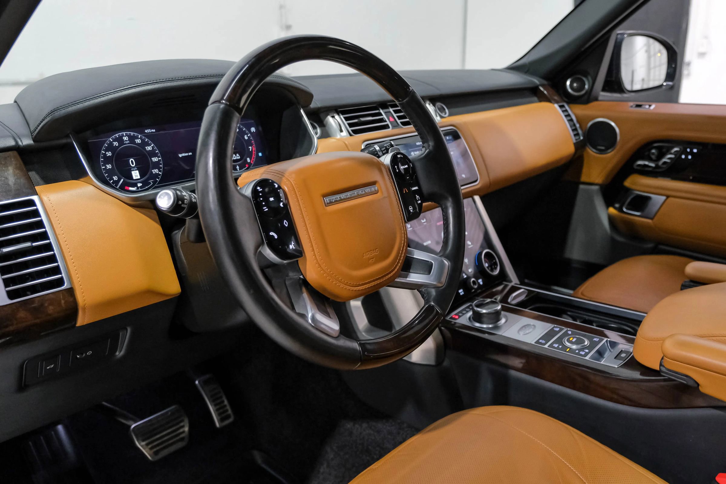 Used 2019 Land Rover Range Rover Long Wheelbase Autobiography image 18