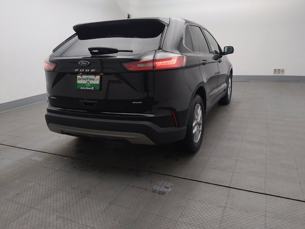 Used 2023 Ford Edge SEL image 7