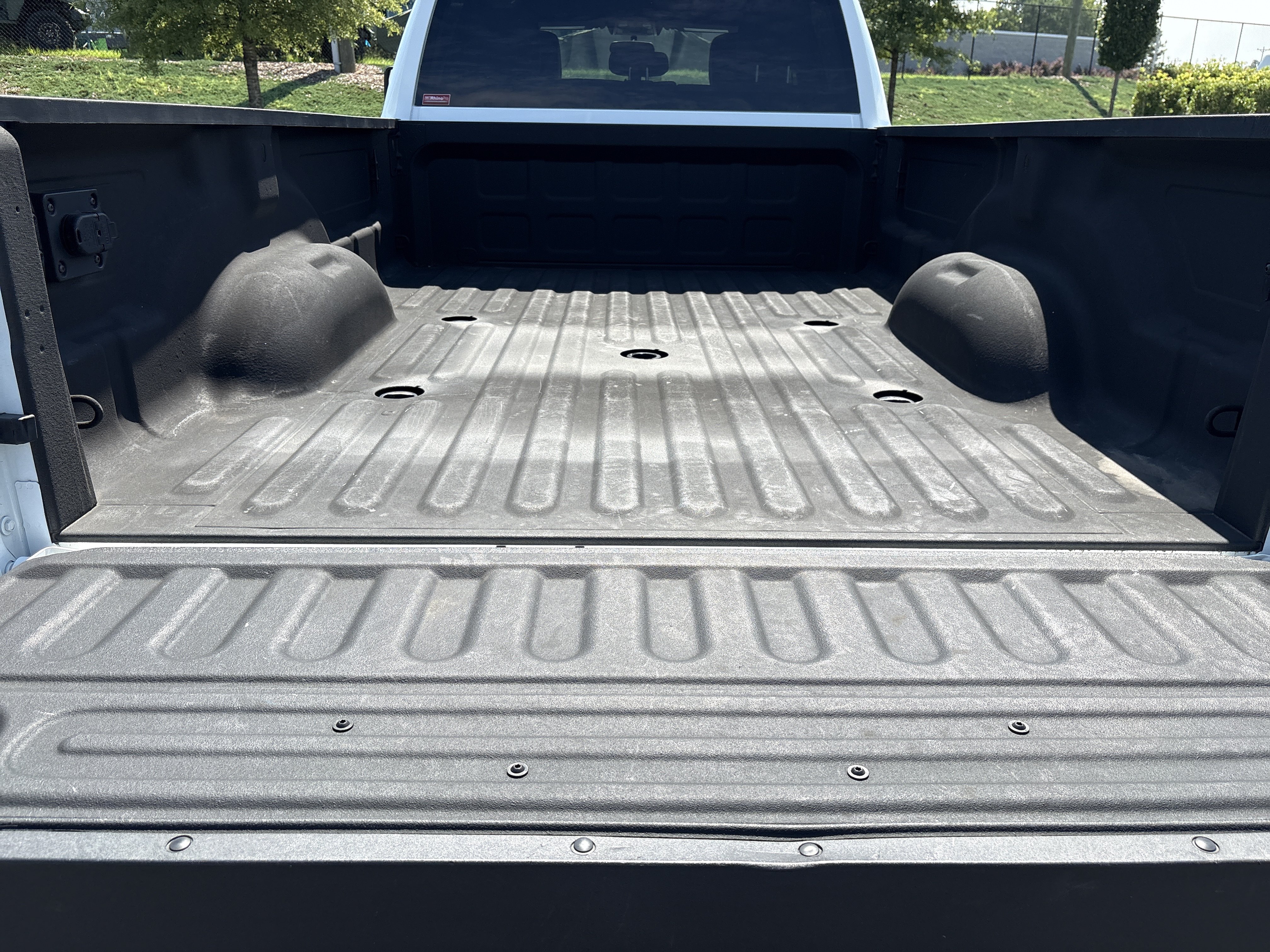 Used 2024 RAM 2500 Tradesman w/ Chrome Appearance Group AWD/4WD image 33