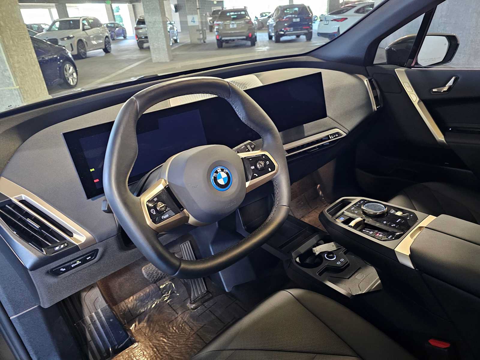 Used 2025 BMW iX xDrive50 w/ Sport Package AWD/4WD image 2