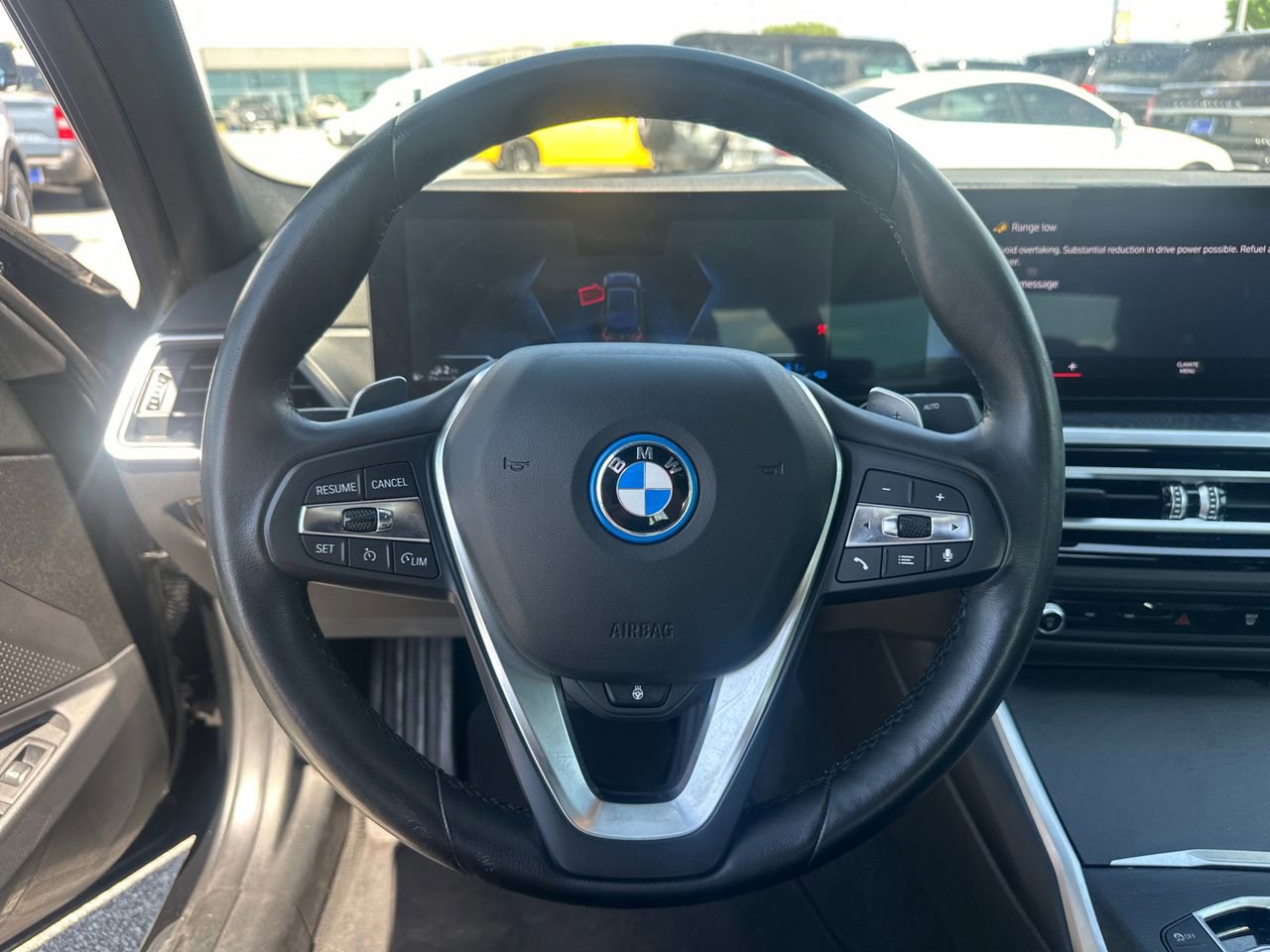 Used 2024 BMW 330e xDrive AWD/4WD image 23