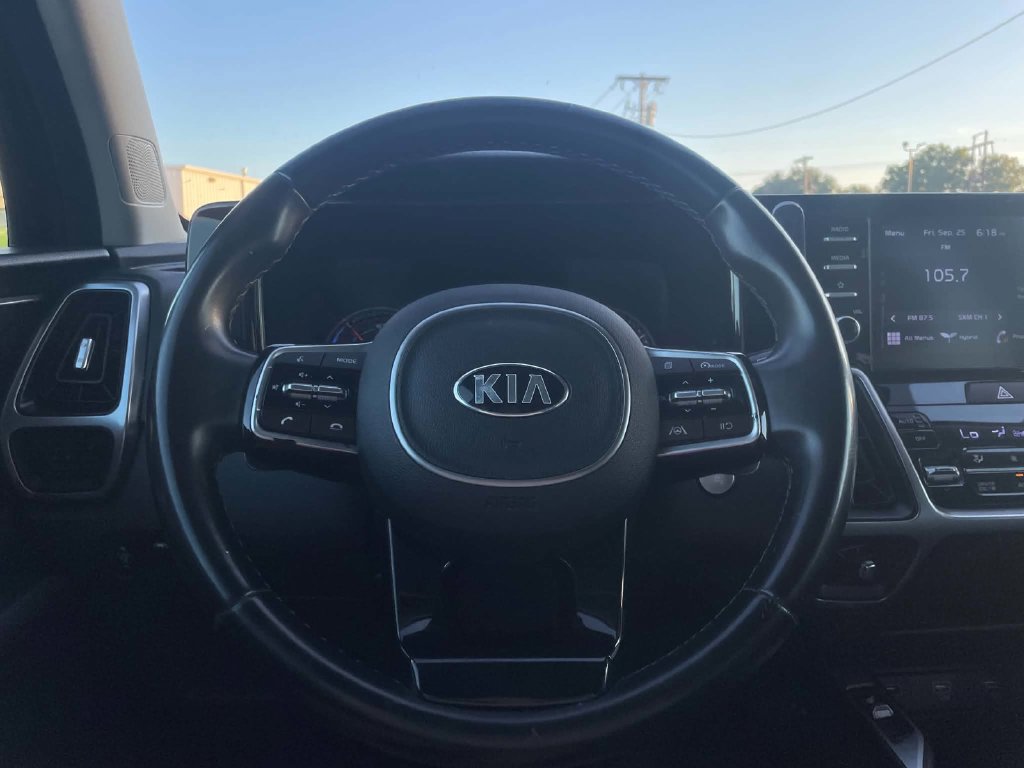Used 2021 Kia Sorento S FWD image 12