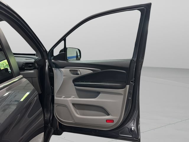 Certified 2023 Honda Ridgeline RTL image 24
