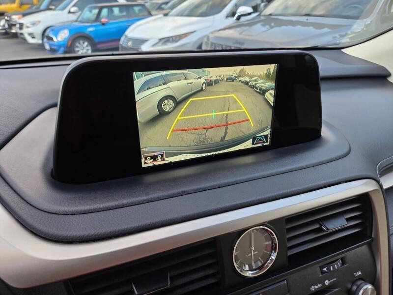 Used 2022 Lexus RX 450h AWD w/ Premium Package image 22