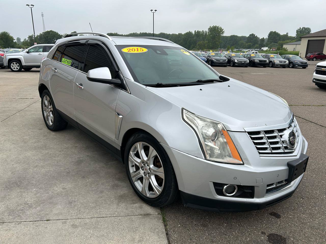 Used 2015 Cadillac SRX Premium w/ Driver Assist Package AWD/4WD image 3
