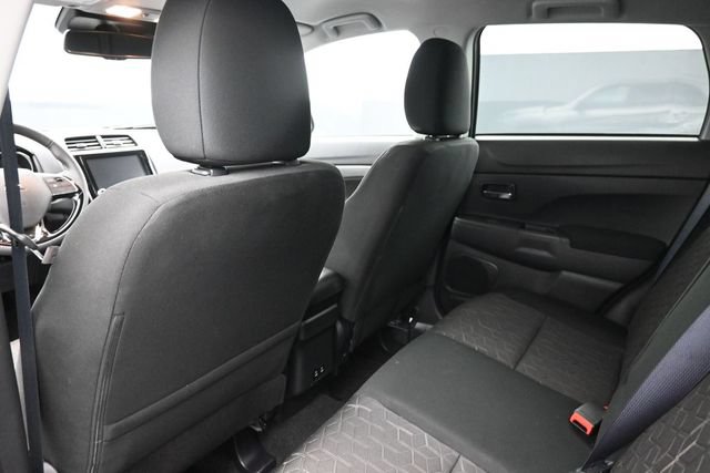Used 2026 Mitsubishi Outlander Sport LE AWD/4WD image 17
