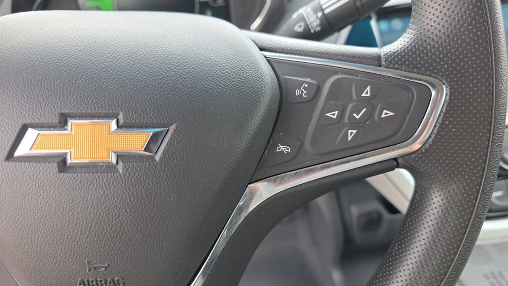 Used 2020 Chevrolet Bolt LT FWD image 15