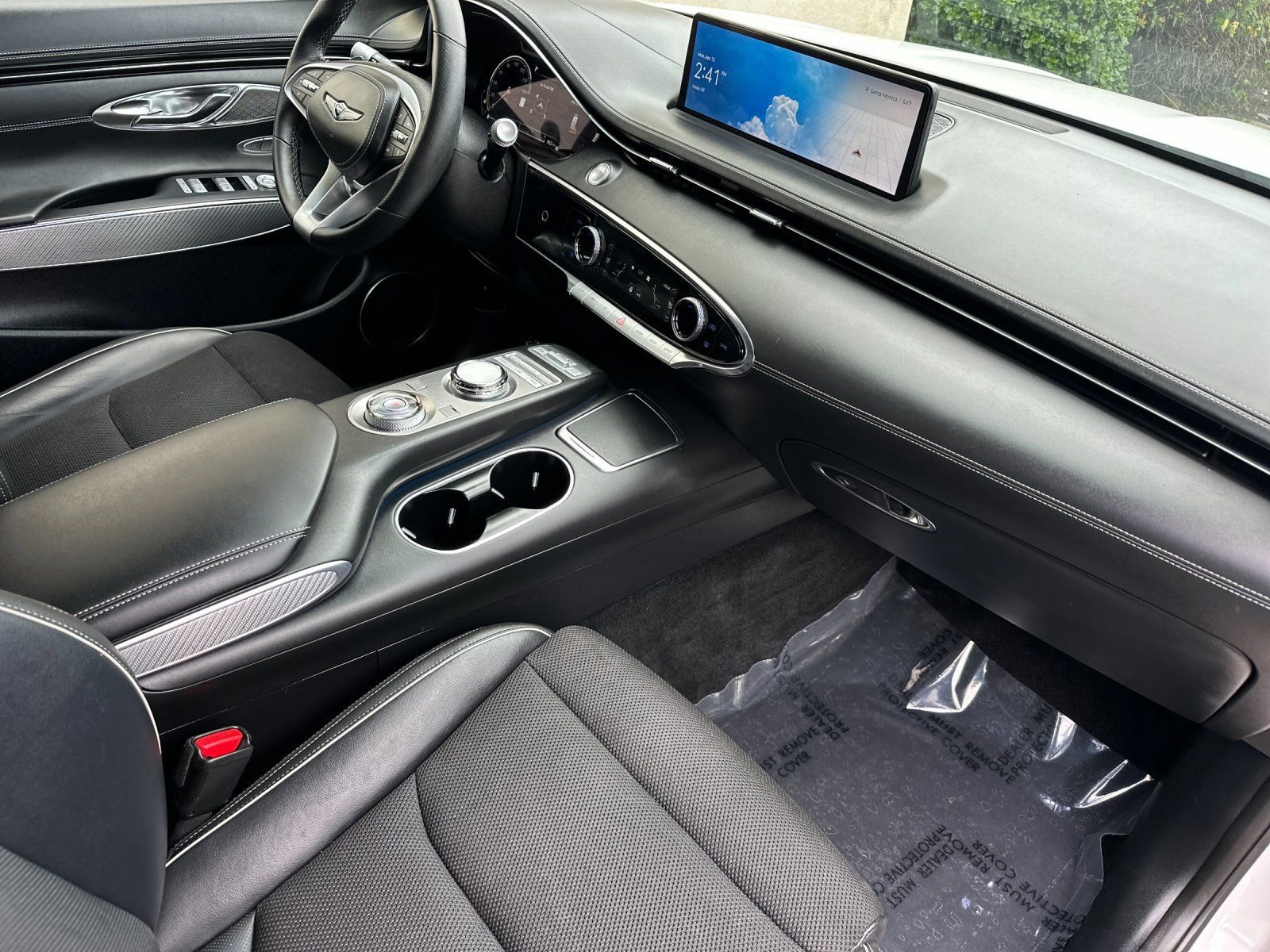 Used 2023 Genesis GV70 2.5T w/ Sport Prestige Package AWD/4WD image 18