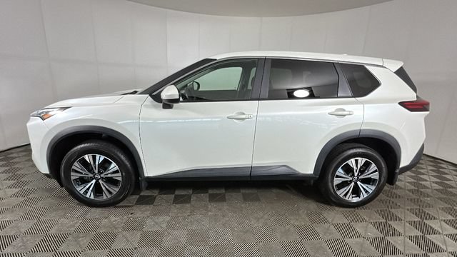 Used 2023 Nissan Rogue SV AWD/4WD image 5
