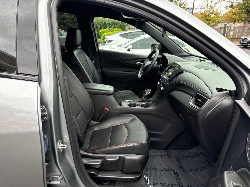 Used 2023 Chevrolet Equinox RS w/ RS Leather Package AWD/4WD image 23
