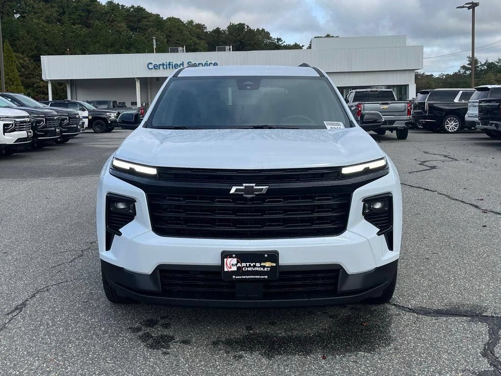 New 2026 Chevrolet Traverse LT w/ Midnight/Sport Edition FWD image 9
