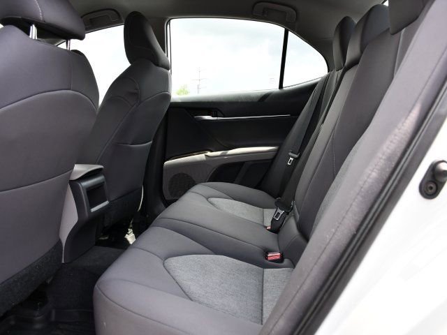 Used 2021 Toyota Camry LE AWD/4WD image 21