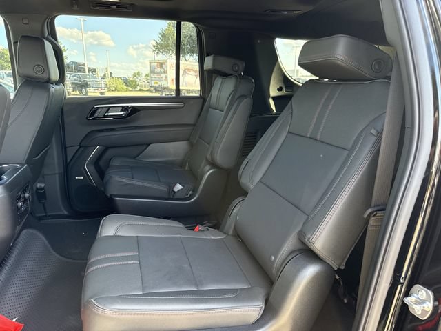 New 2026 Chevrolet Suburban RST w/ Comfort Package AWD/4WD image 27