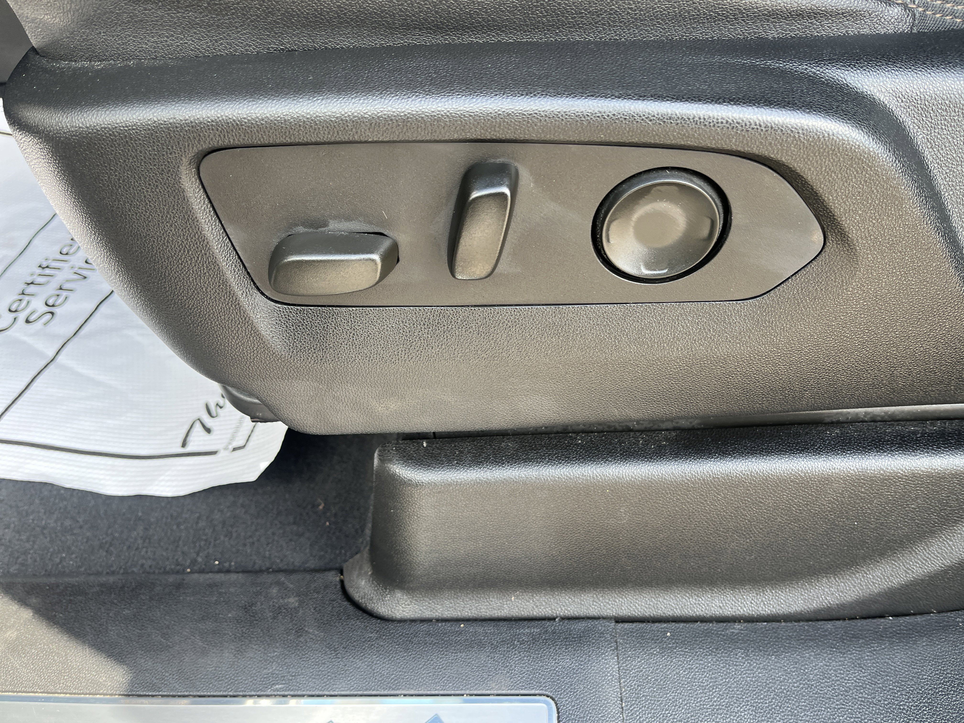 Used 2023 Chevrolet Tahoe High Country w/ Advanced Technology Package image 10