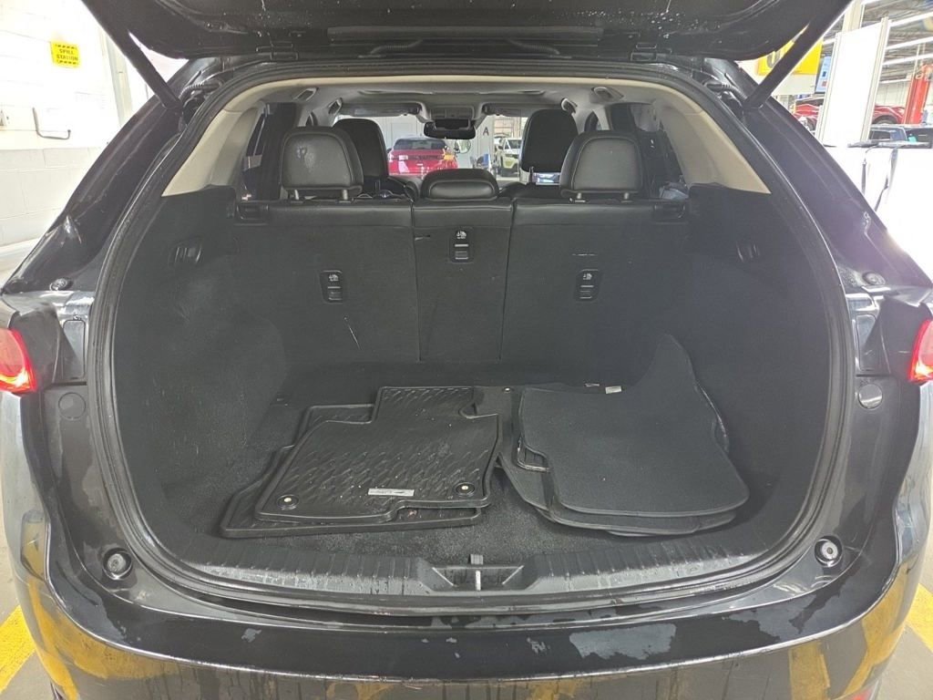 Used 2017 MAZDA CX-5 Grand Touring w/ Premium Package AWD/4WD image 6