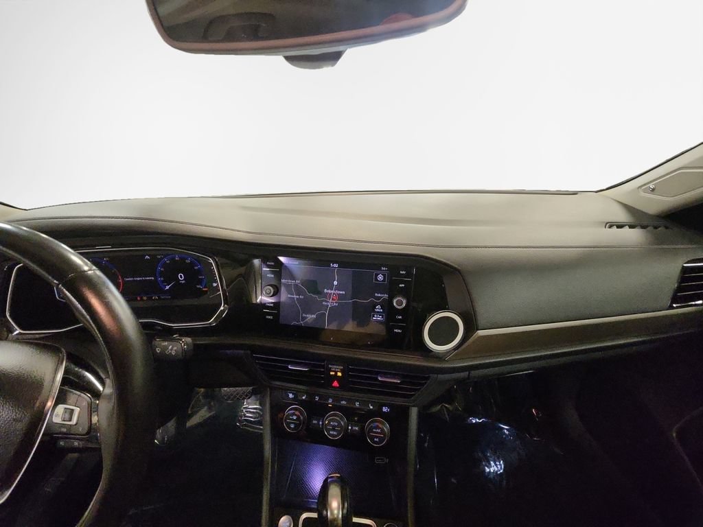 Used 2019 Volkswagen Jetta SEL Premium FWD image 23