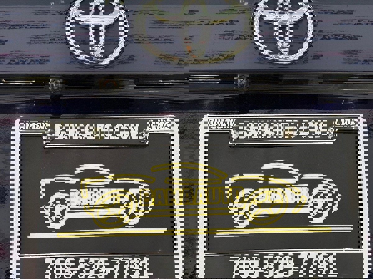 Used 2022 Toyota RAV4 XLE image 12