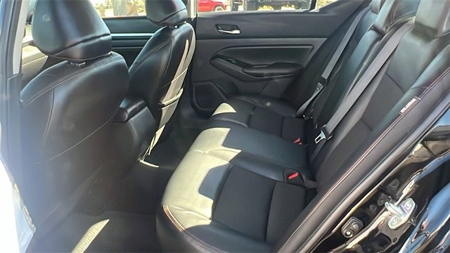 Used 2023 Nissan Altima 2.5 SR image 19