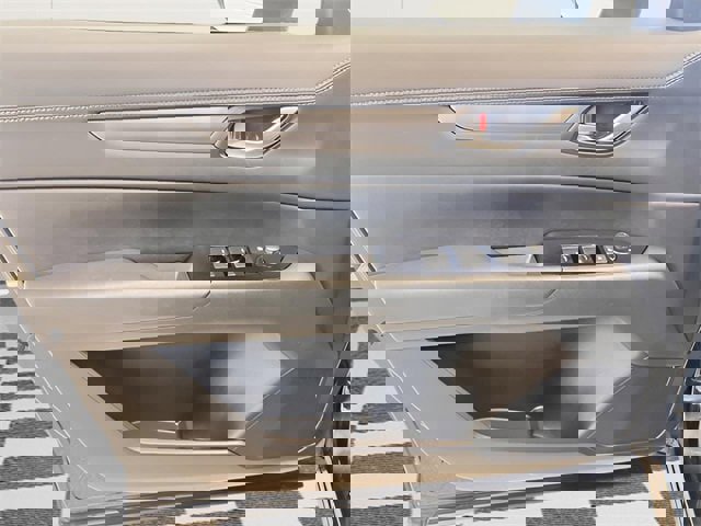 Used 2025 MAZDA CX-5 AWD 2.5 S w/ Select Package image 14