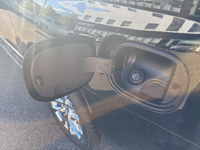 New 2026 GMC Yukon XL Elevation image 10