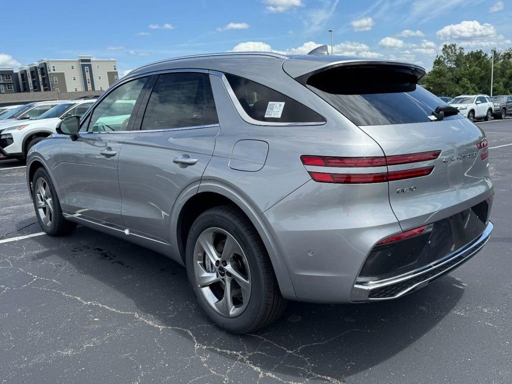 Used 2026 Genesis GV70 2.5T Advanced image 5