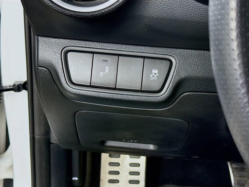 Used 2024 Kia Forte GT-Line w/ GT-Line Premium Package image 10