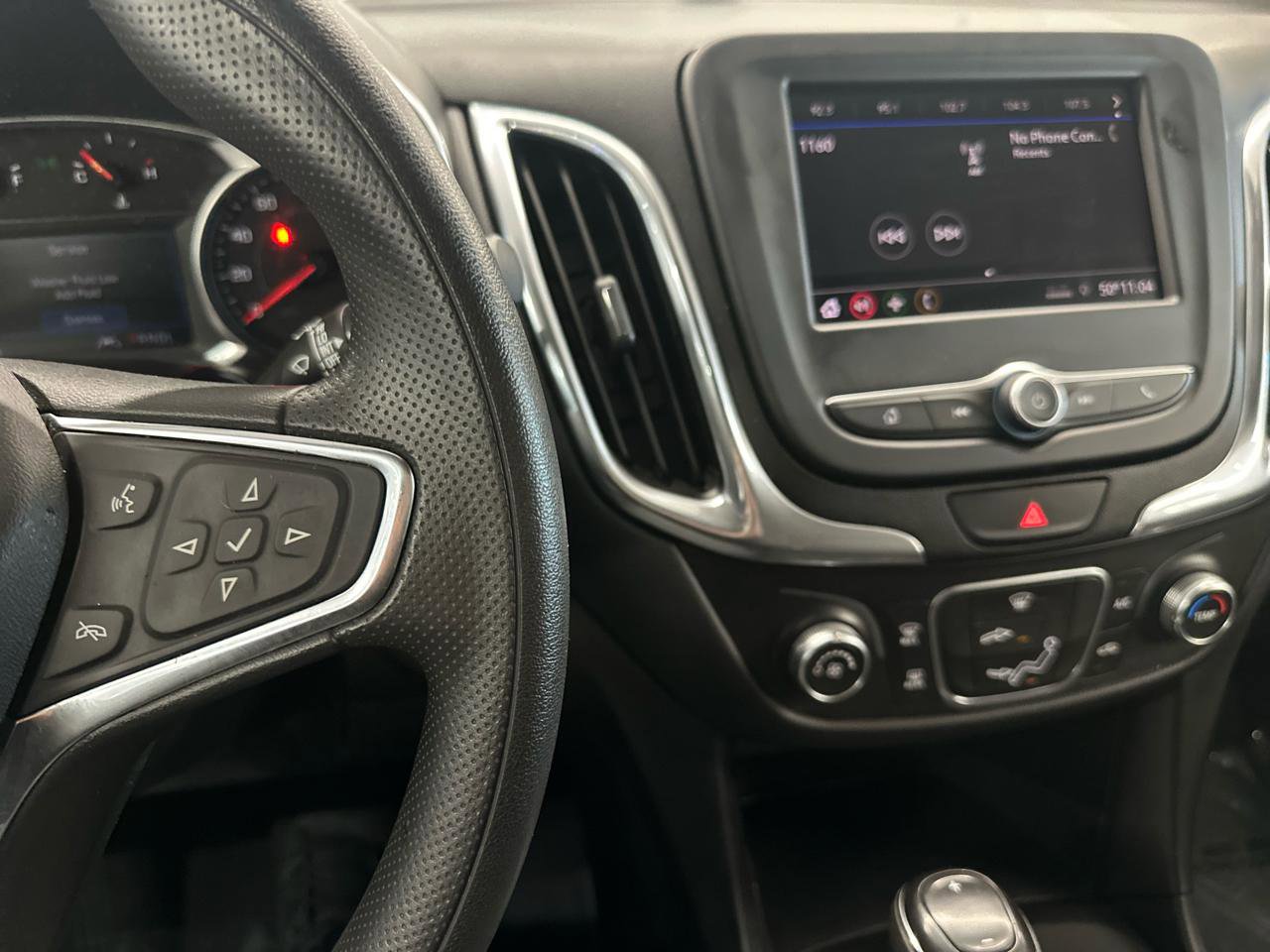 Used 2021 Chevrolet Equinox LT image 27