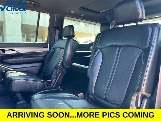 Certified 2024 Jeep Wagoneer Series II AWD/4WD image 36
