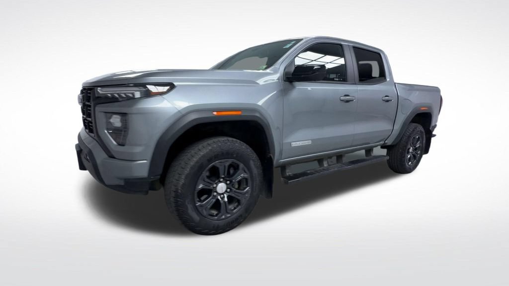 Used 2023 GMC Canyon Elevation w/ Convenience Package AWD/4WD image 4